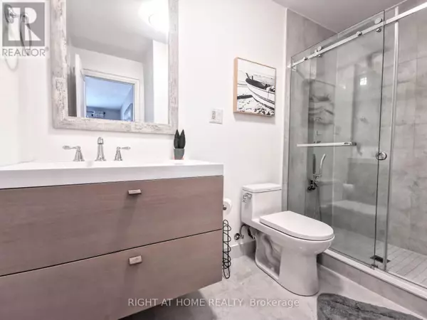 Oakville (br Bronte), ON L6L5Z1,3234 Shoreline DR #Room A