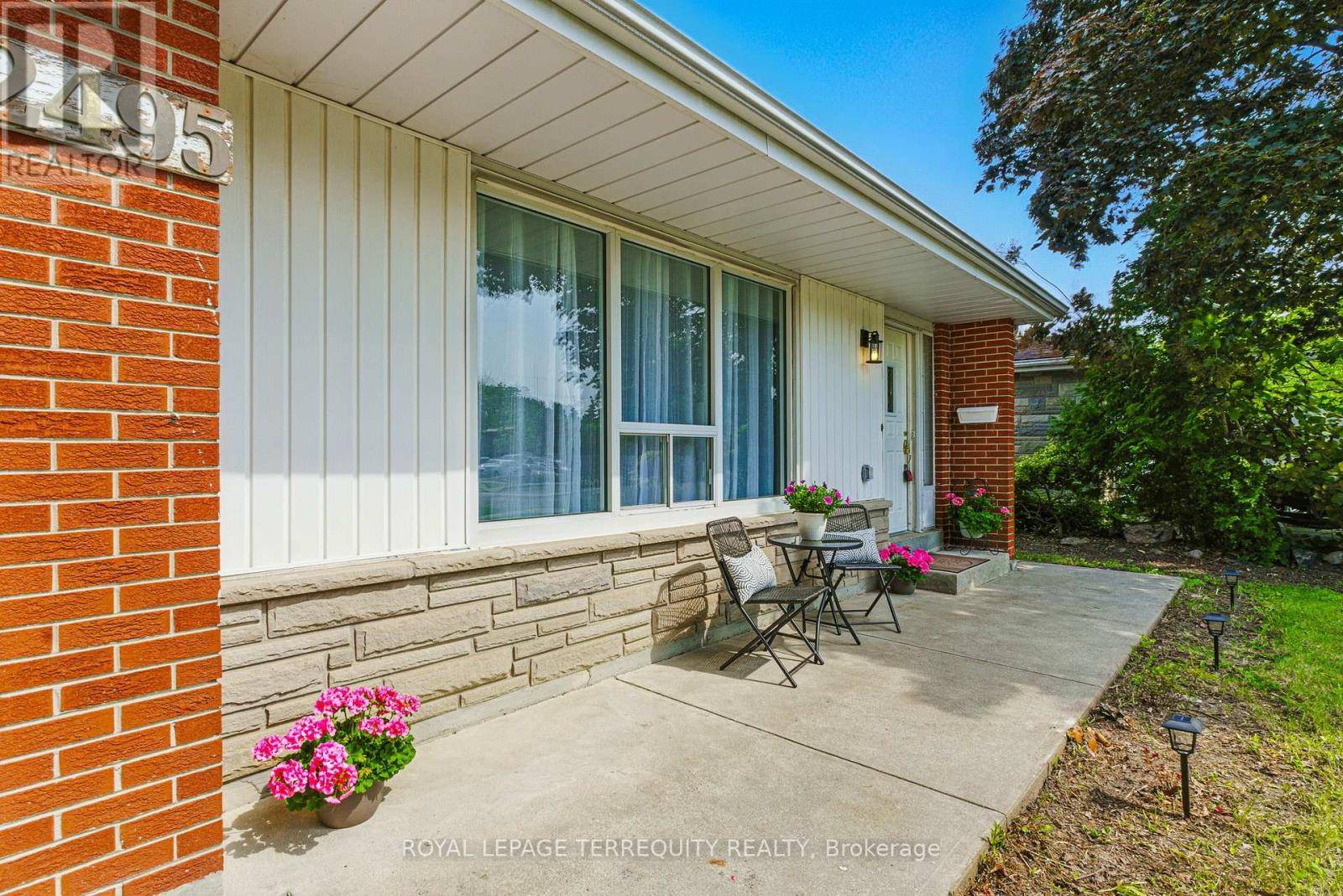 Mississauga (clarkson), ON L5J1L7,2495 BROMSGROVE ROAD