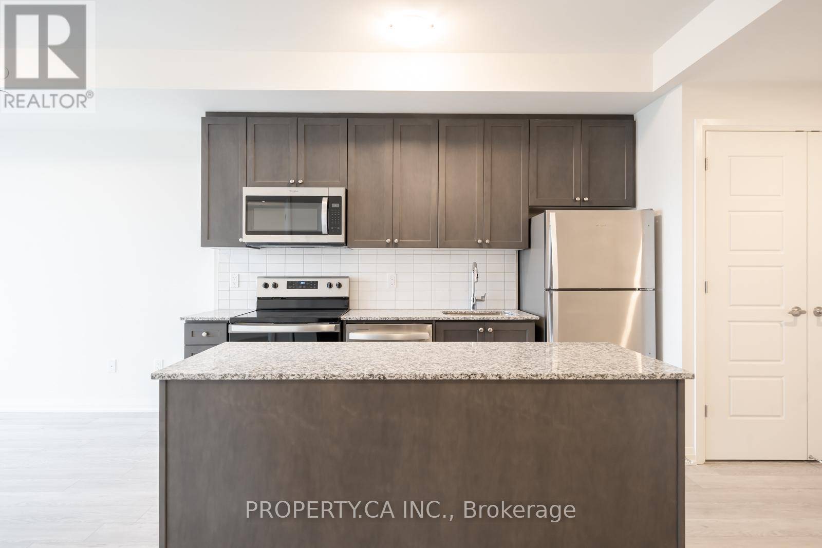 Oakville (jm Joshua Meadows), ON L6H8A4,3006 William Cutmore BLVD #909