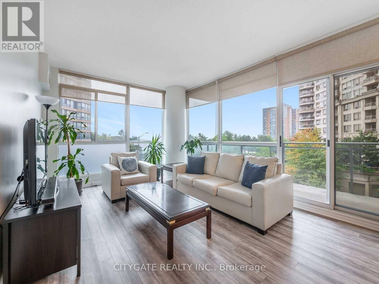 Mississauga (city Centre), ON L5B4P2,225 Webb DR #314