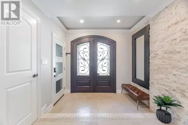 Mississauga (sheridan), ON L5K2K4,2579 KENNA COURT