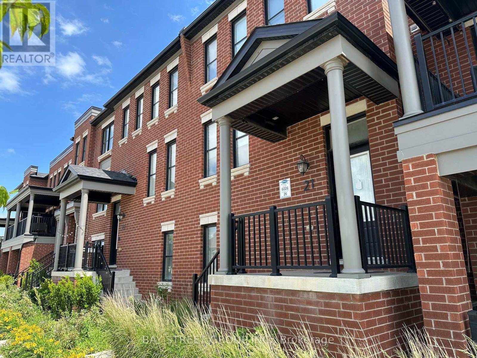 Milton (cb Cobban), ON L9E1T1,980 Logan DR #21
