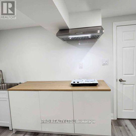 Mississauga (erin Mills), ON L5L1H7,2595 WINDJAMMER ROAD