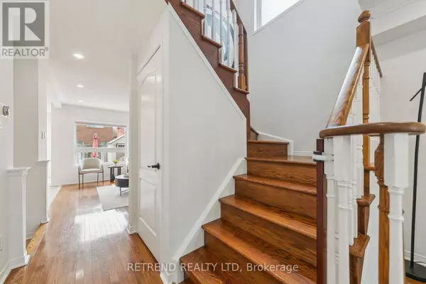 Mississauga (churchill Meadows), ON L5M7N6,3550 STONECUTTER CRESCENT