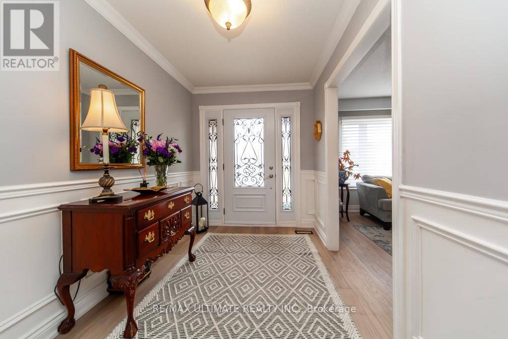 Mississauga (erindale), ON L5B2L3,2589 TRIDENT AVENUE