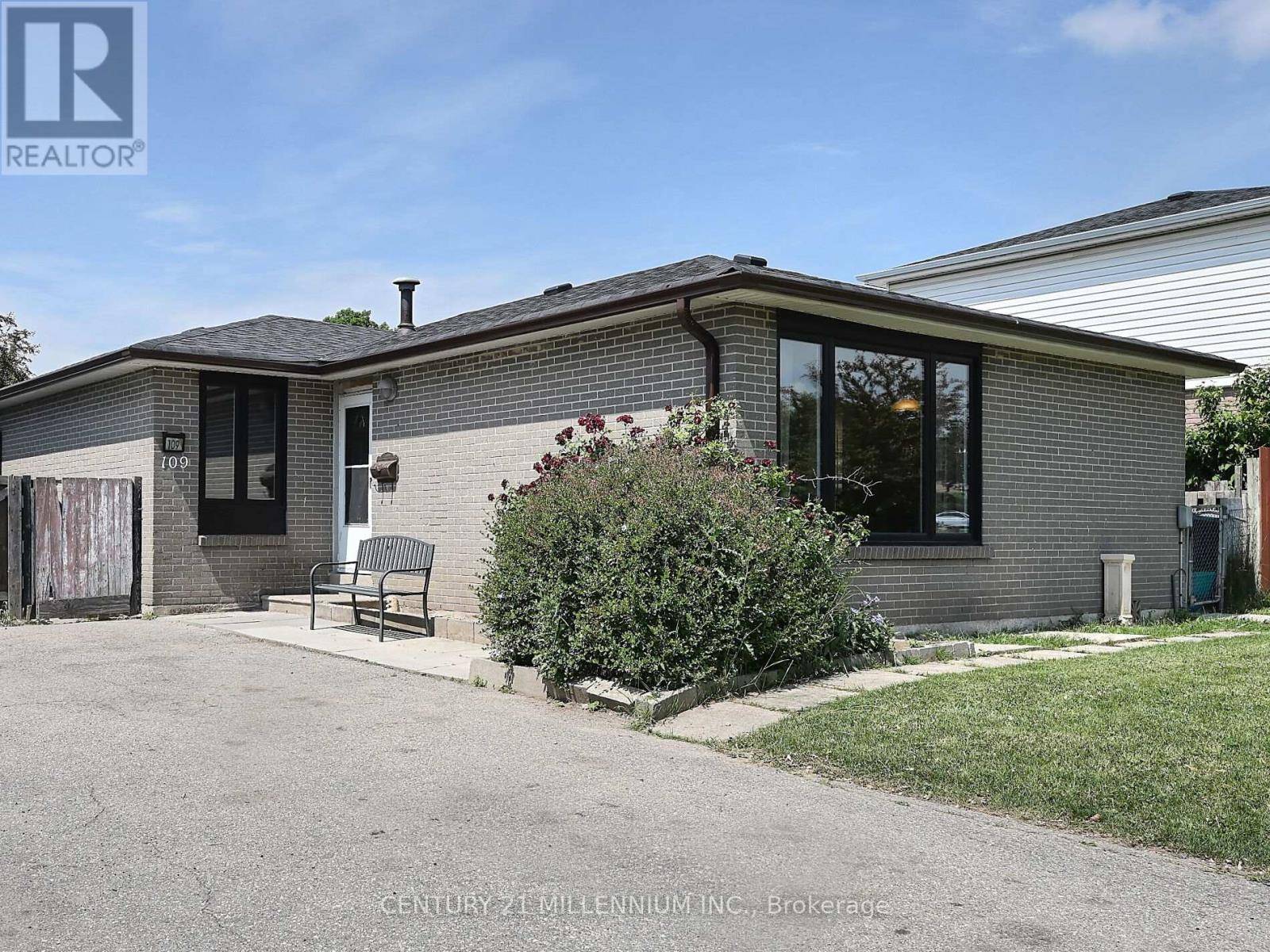 Brampton (southgate), ON L6T3M6,109 FOLKSTONE CRESCENT