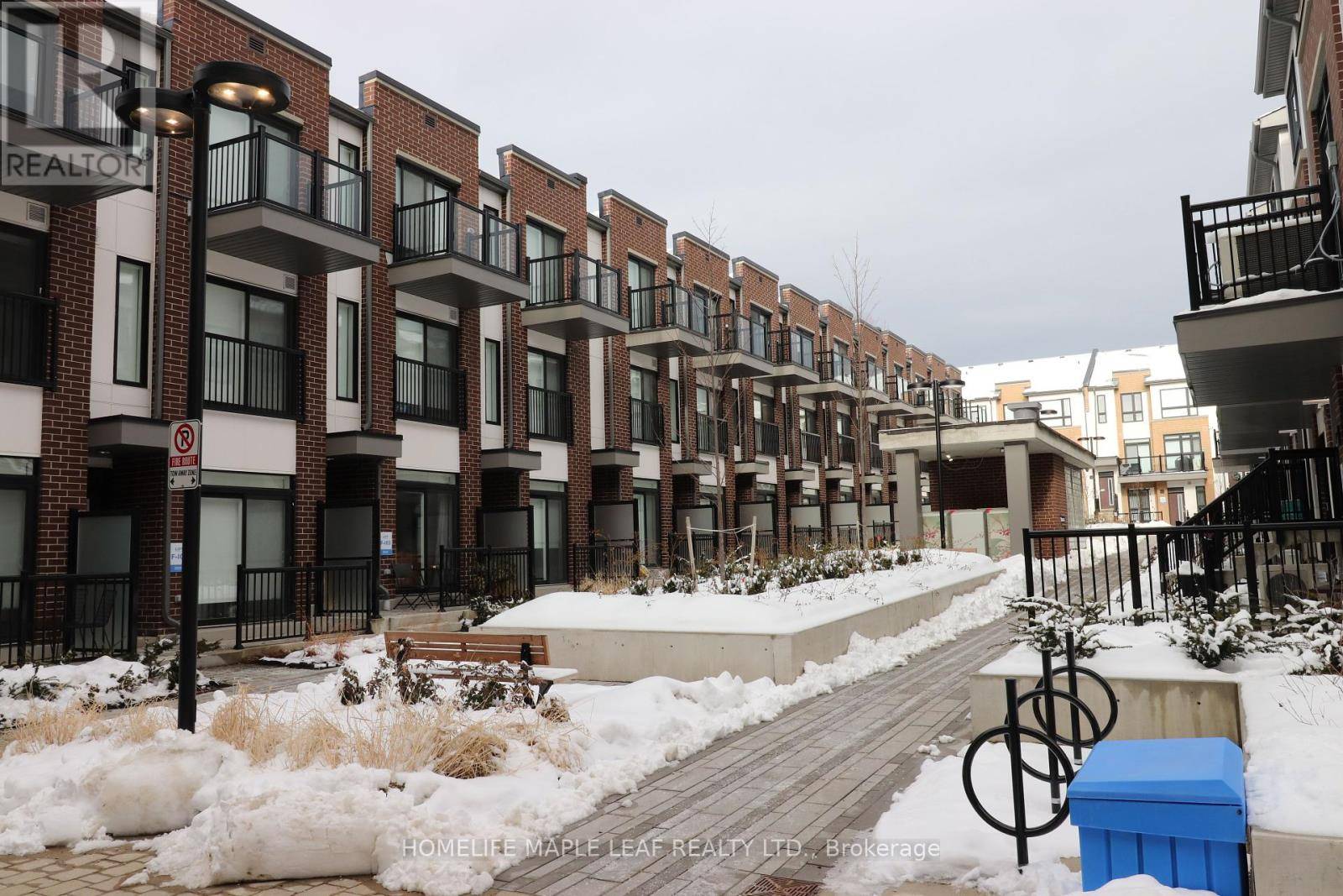 110 Canon Jackson DR #110, Toronto (beechborough-greenbrook), ON M6M0C1