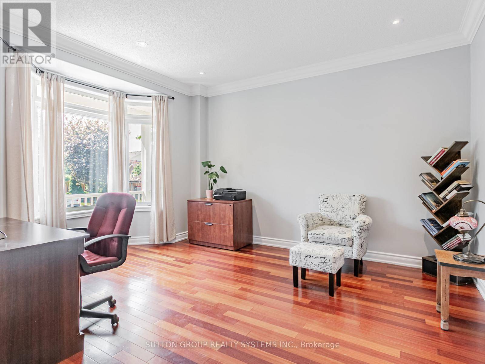 Mississauga (meadowvale Village), ON L5W1A4,935 GASLIGHT WAY