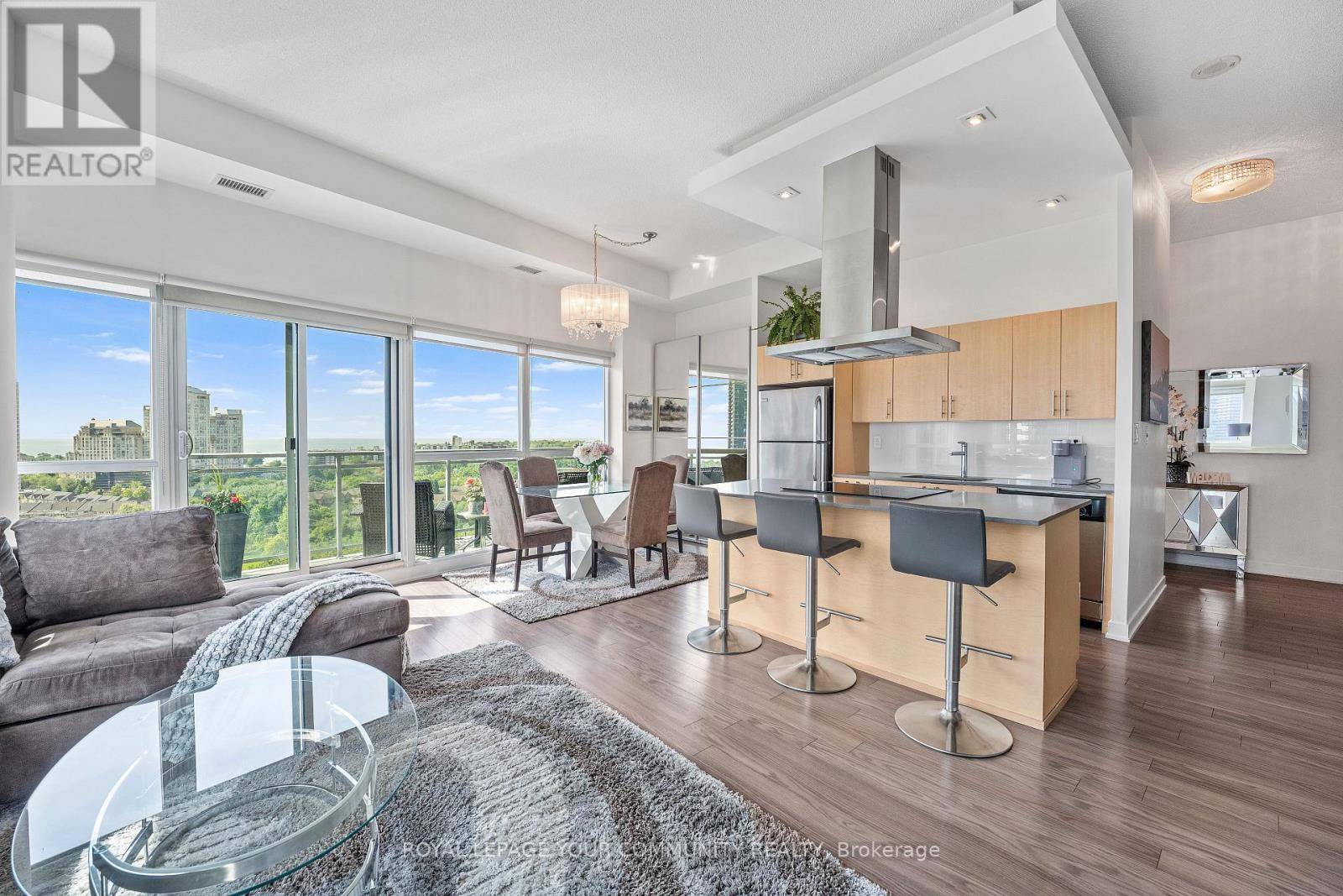 Toronto (mimico), ON M8Y0B3,165 Legion RD North #1226