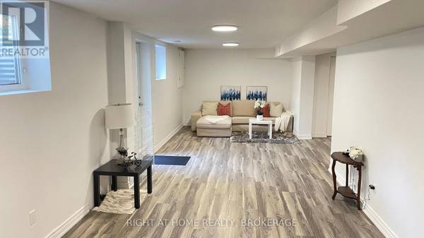 1163 Rosethorne RD #Lower, Oakville (ga Glen Abbey), ON L6M1H5