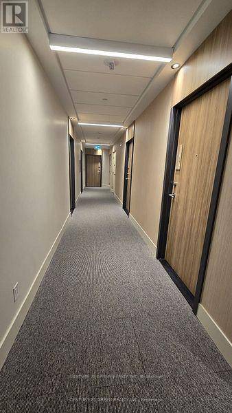 Toronto (downsview-roding-cfb), ON M3M2H4,3100 Keele ST #1121