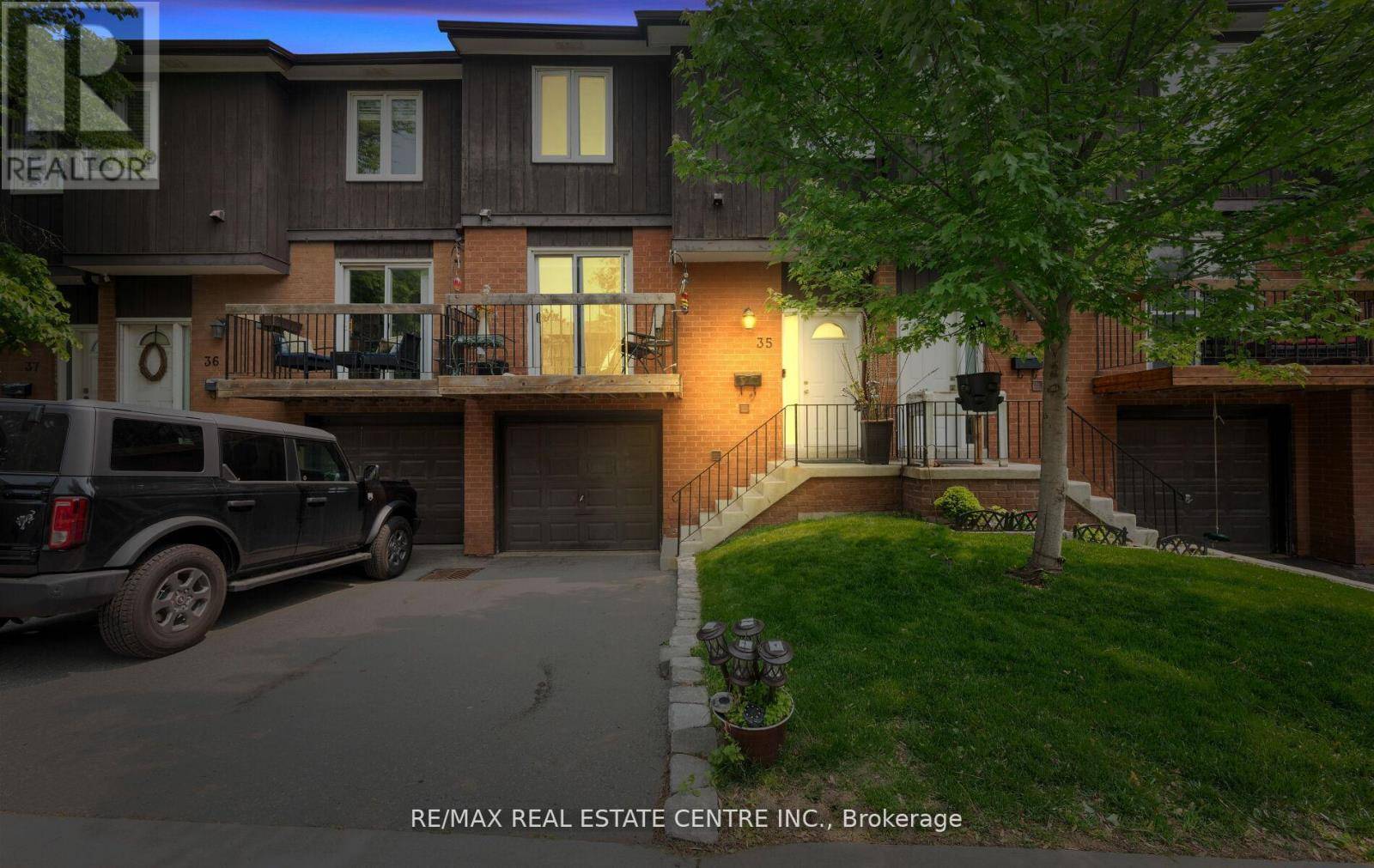 Mississauga (applewood), ON L4Y2X3,750 Burnhamthorpe RD East #35
