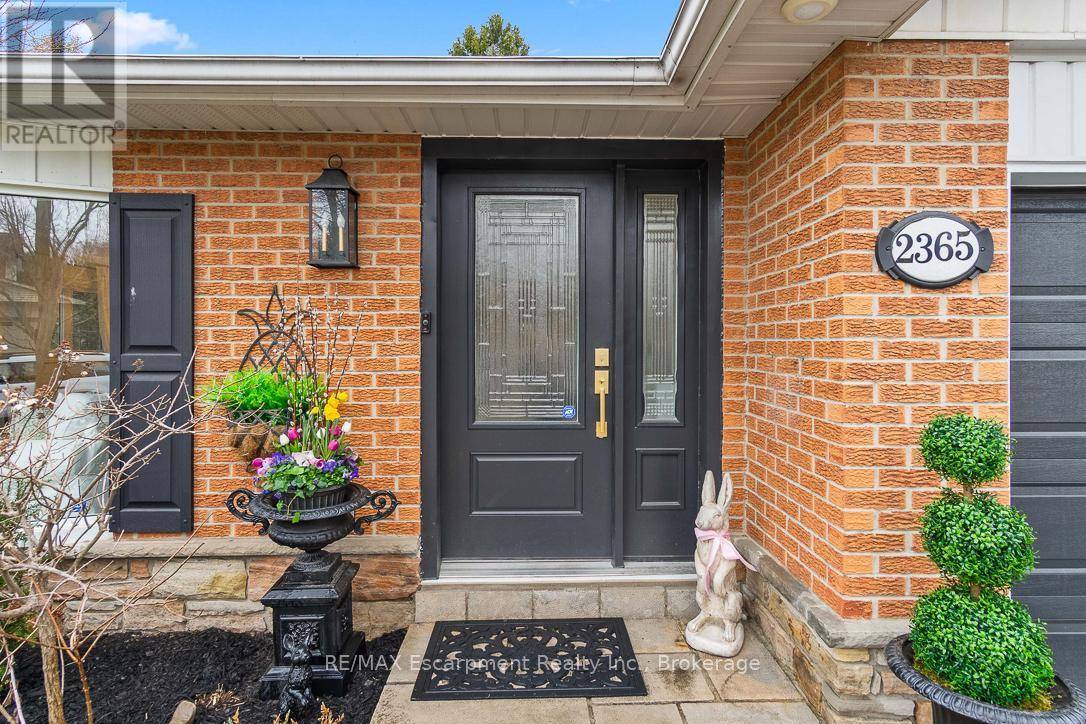 Oakville (fd Ford), ON L6J5R6,2365 DEVON ROAD