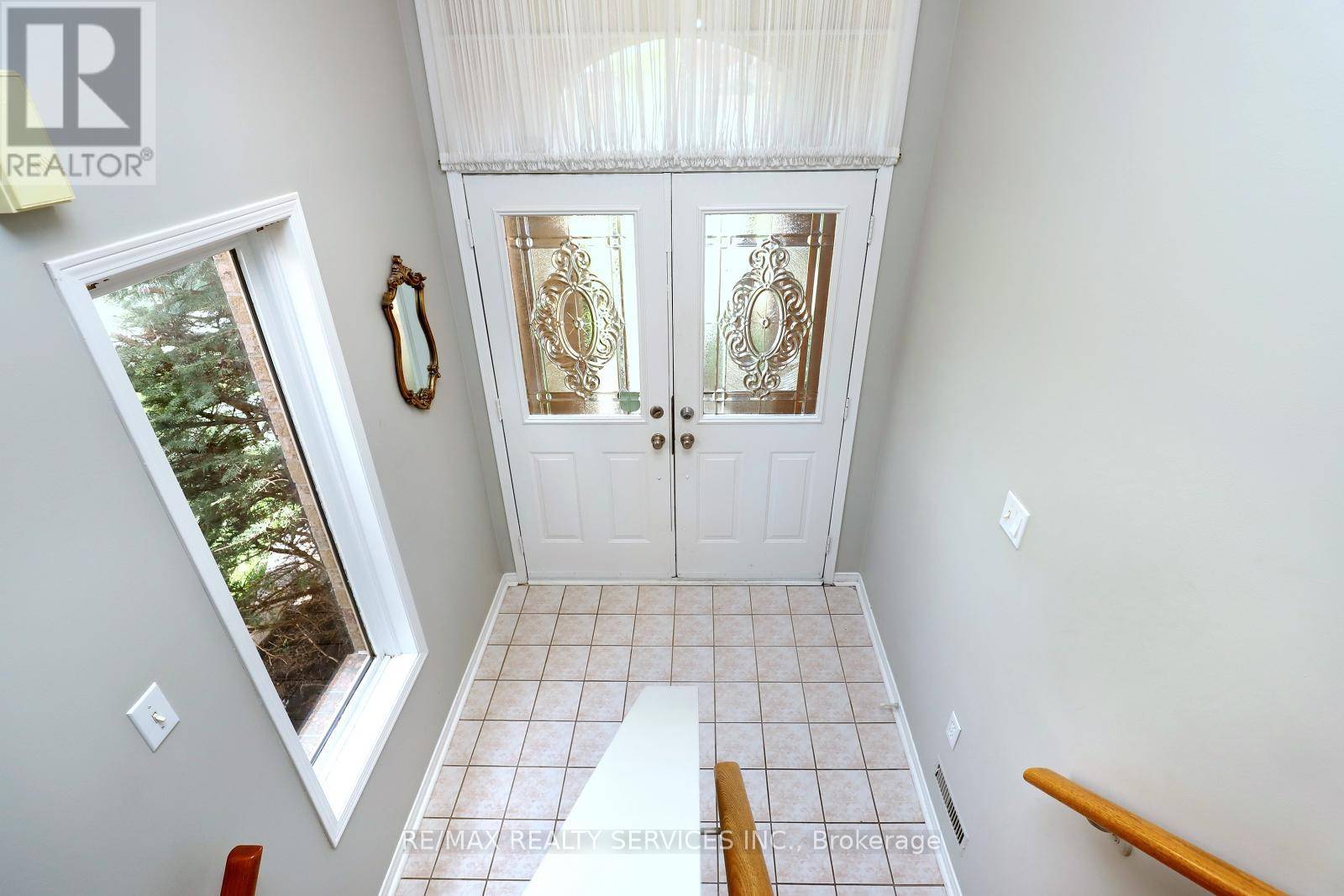 Brampton (brampton West), ON L6X4L3,12 SUMMERFIELD CRESCENT