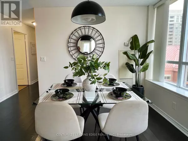 Mississauga (city Centre), ON L5B4N3,4080 Living Arts DR #710