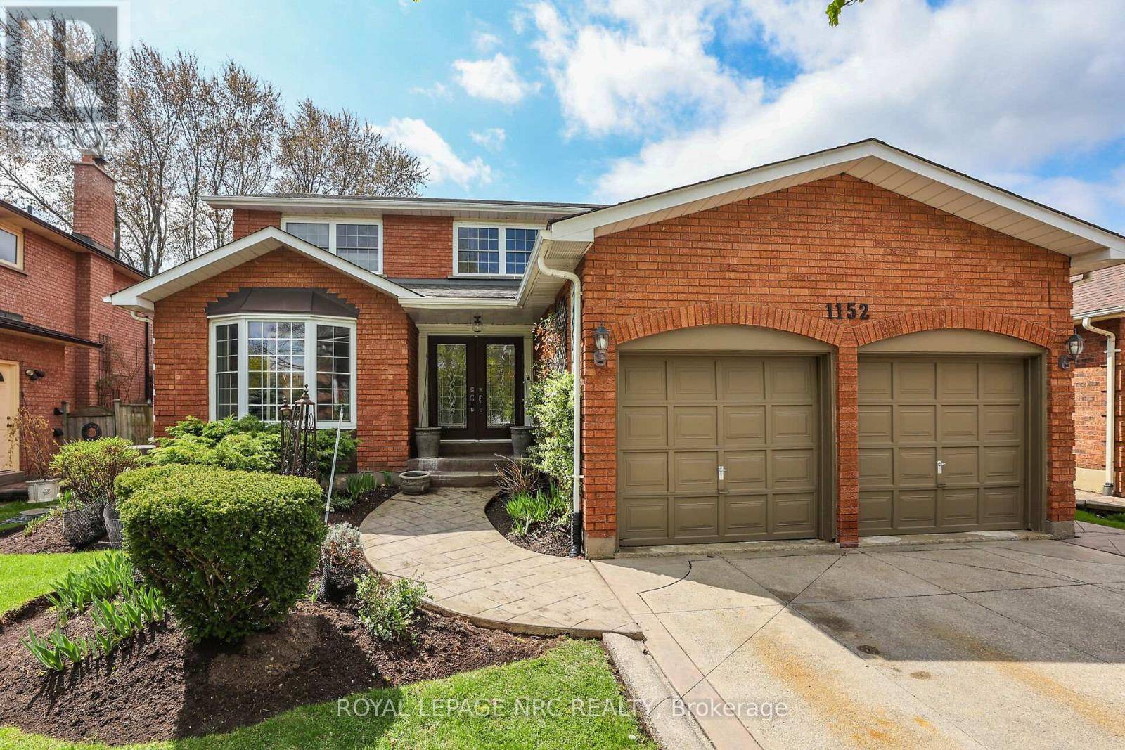 Oakville (ga Glen Abbey), ON L6M1K1,1152 RUSHBROOKE DRIVE