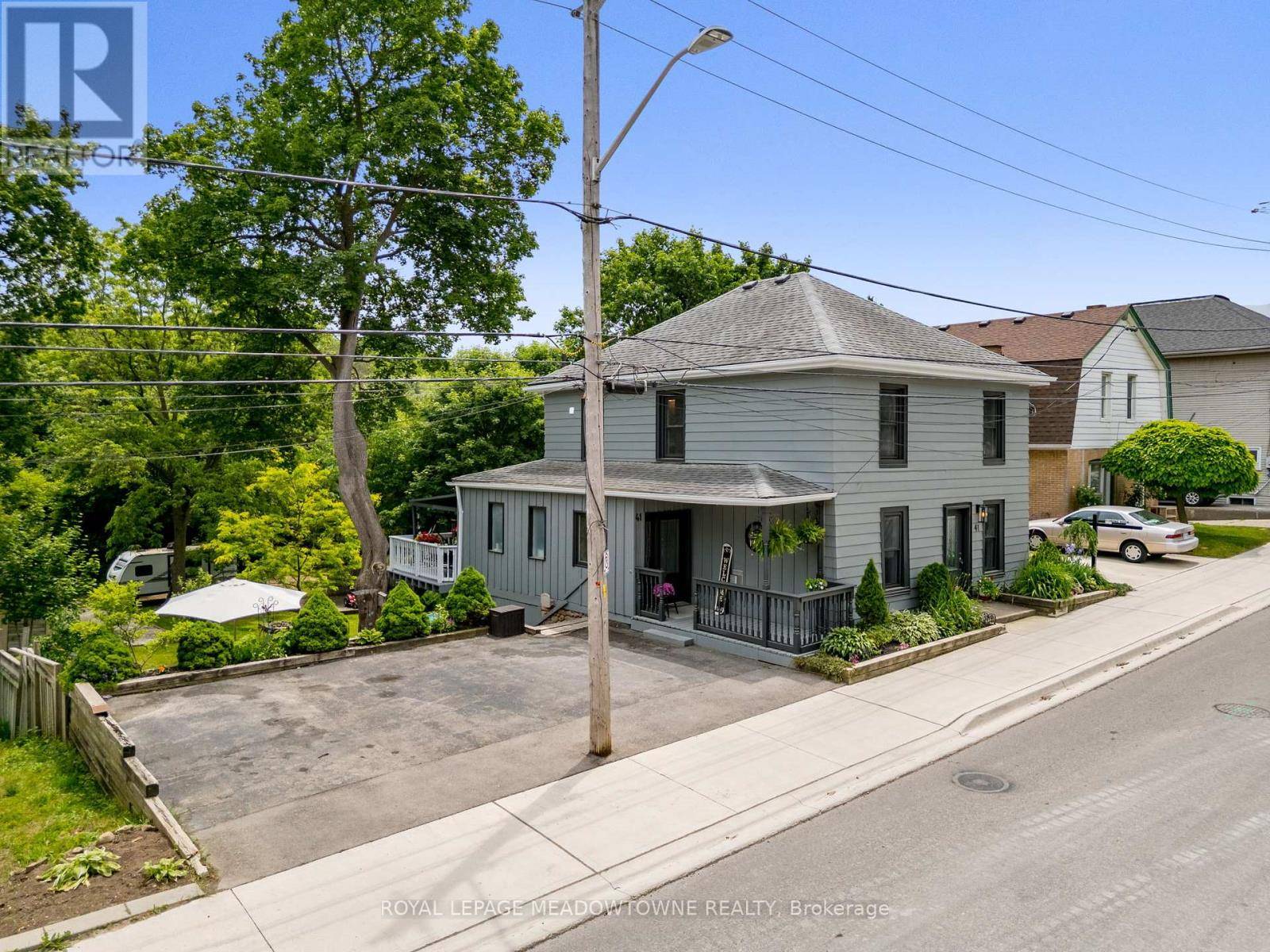 Halton Hills (georgetown), ON L7G2H6,41 MILL STREET