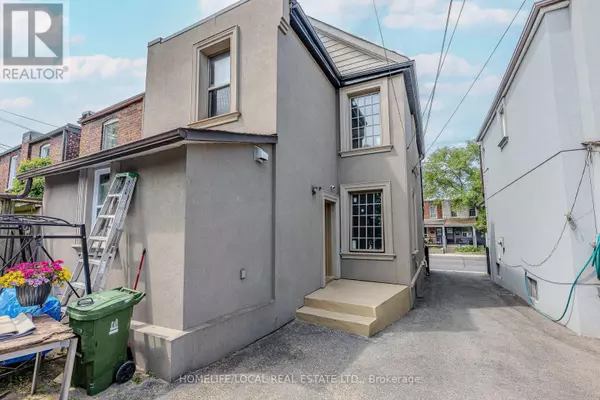 Toronto (weston-pellam Park), ON M6N3A7,277 OLD WESTON ROAD