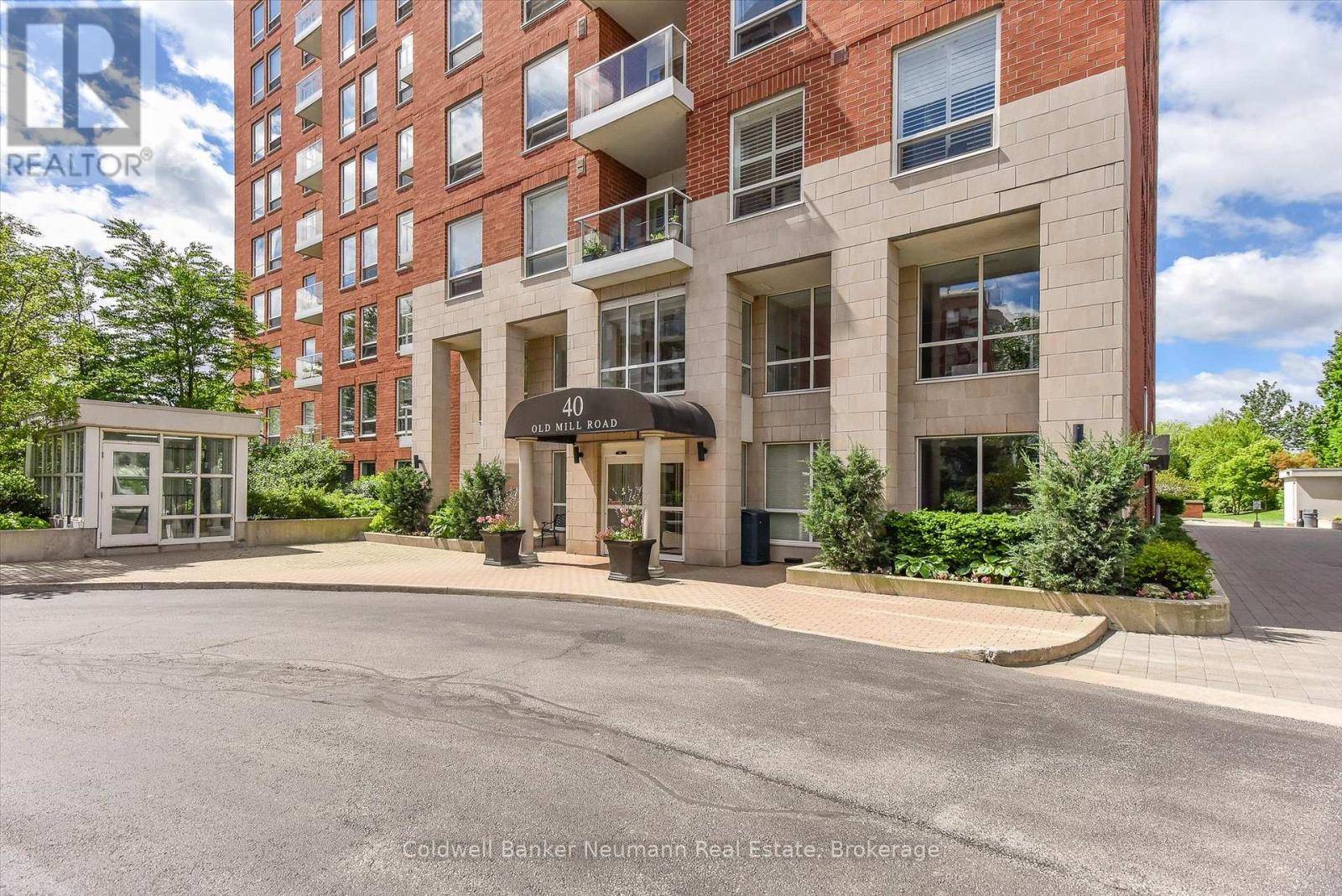Oakville (oo Old Oakville), ON L6J7W2,40 Old Mill RD #804
