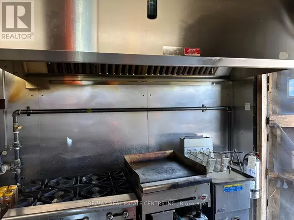 Mississauga (northeast), ON L4W1C4,1385 SHAWSON DRIVE W