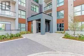 Oakville (go Glenorchy), ON L6M5N4,95 Dundas ST West #214