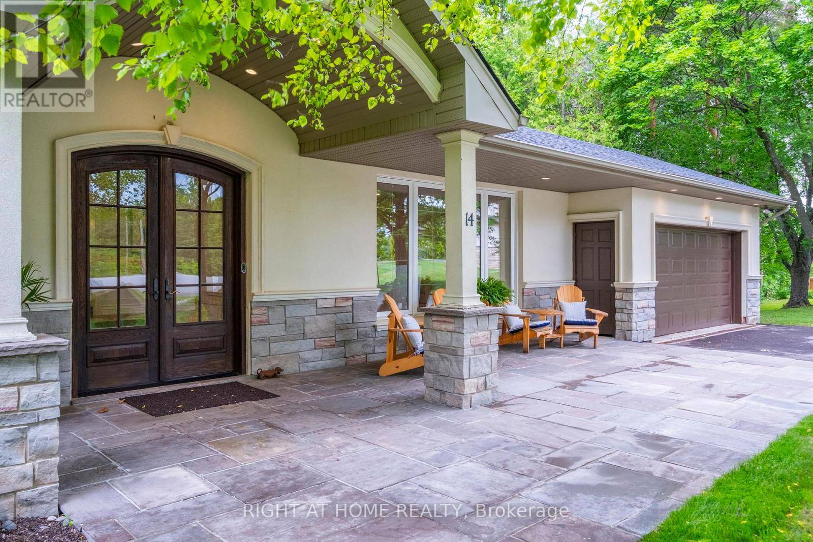 14 MCBRIDE COURT, Caledon (palgrave), ON L7E0A4