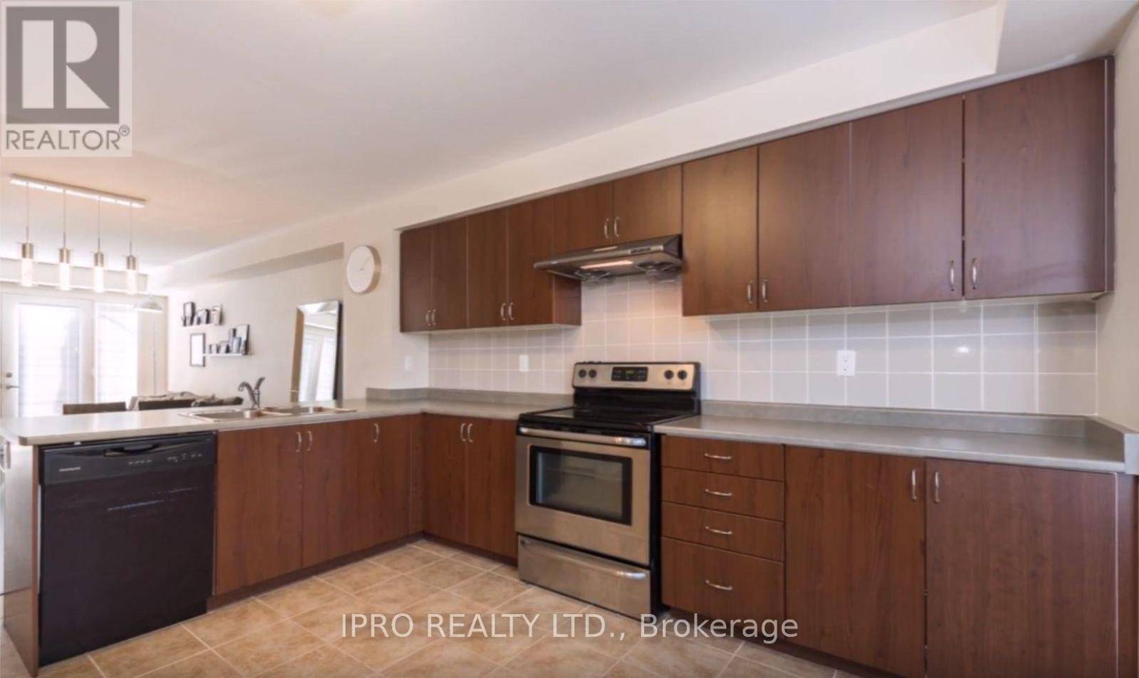 Mississauga (churchill Meadows), ON L5M0X1,3115 Boxford CRES #3