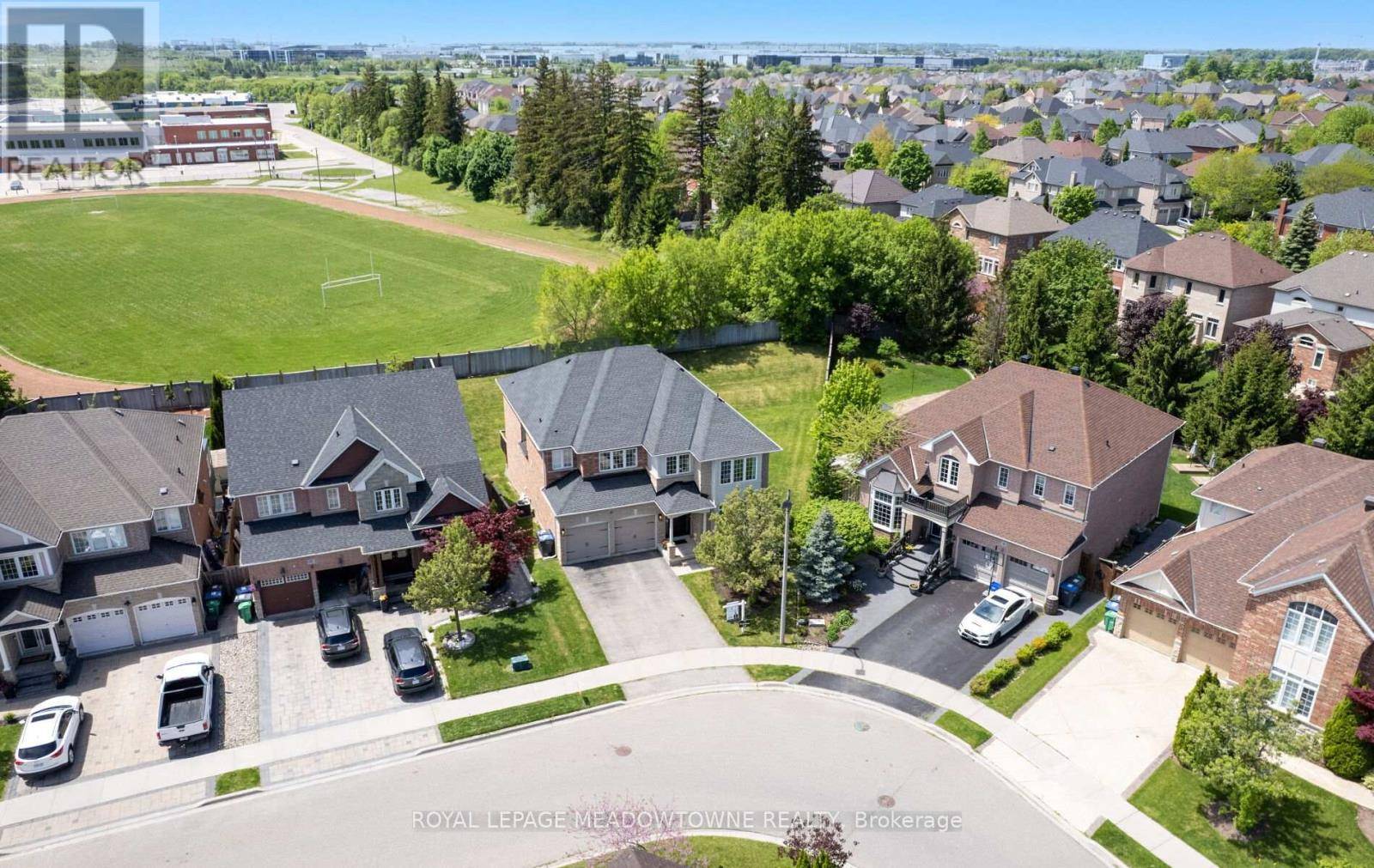 Brampton (bram West), ON L6Y5S1,6 XAVIER COURT