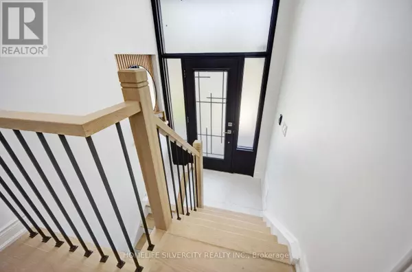 Mississauga (malton), ON L4T2A9,7308 REDSTONE ROAD