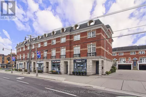 Oakville (br Bronte), ON L6L3C1,118 BRONTE ROAD