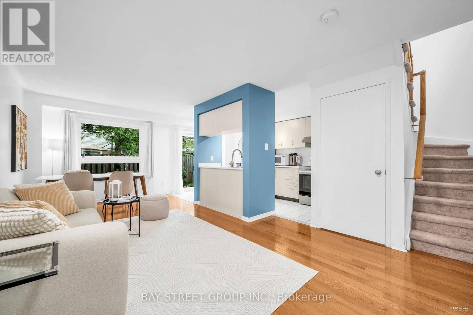 Oakville (wt West Oak Trails), ON L6M3M4,1240 Westview TER #40