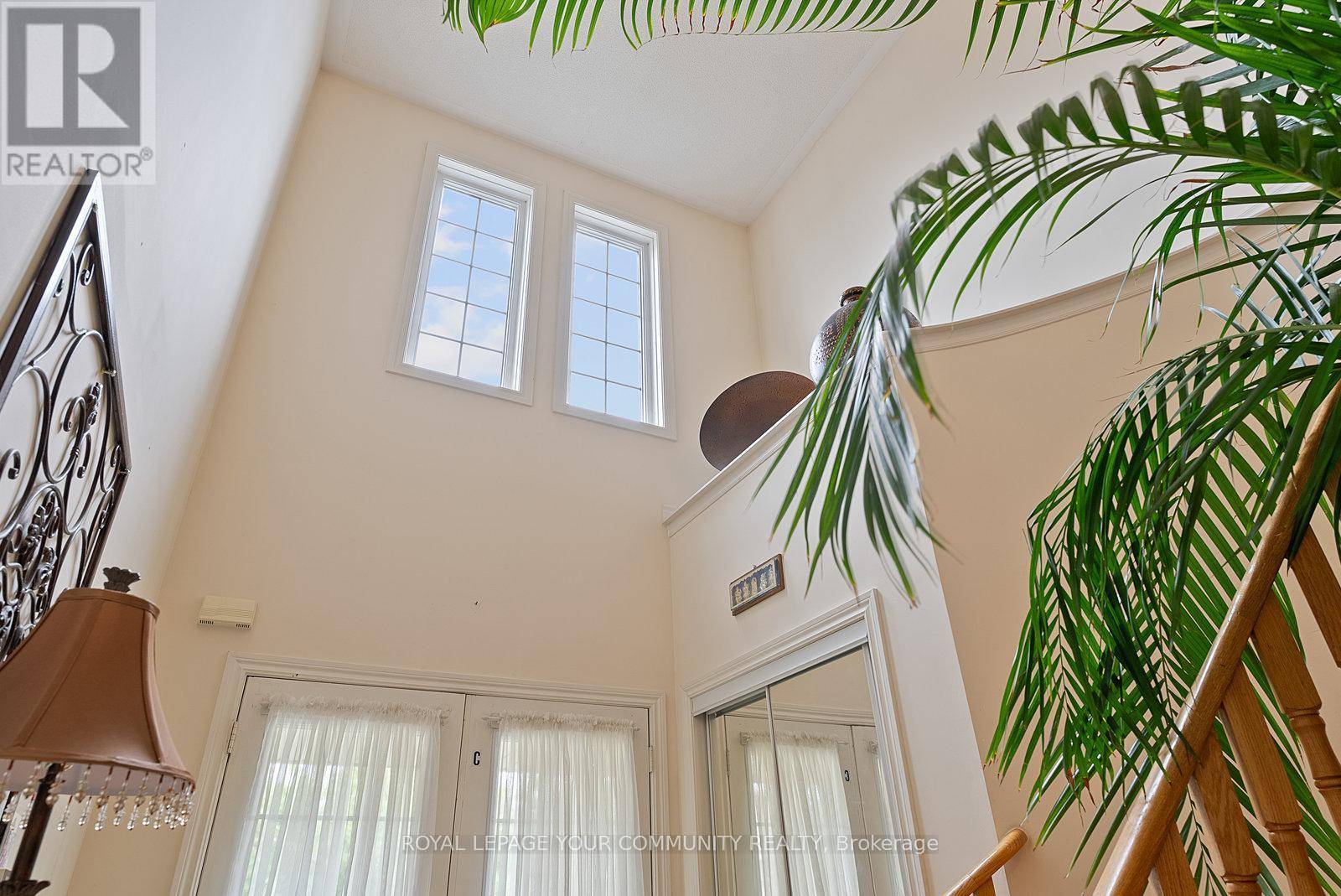 Brampton (bram East), ON L6P1M9,90 BRUNETTA WAY