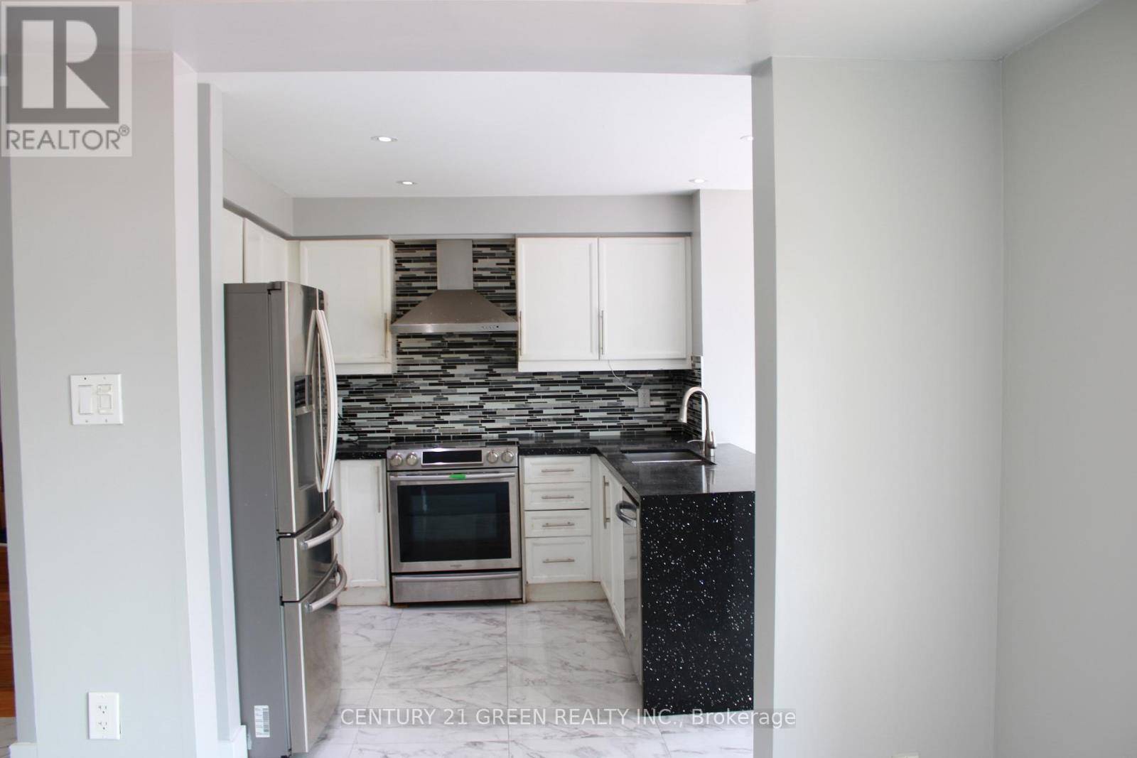 Mississauga (meadowvale), ON L5N7T3,7306 ALDERCREST DRIVE