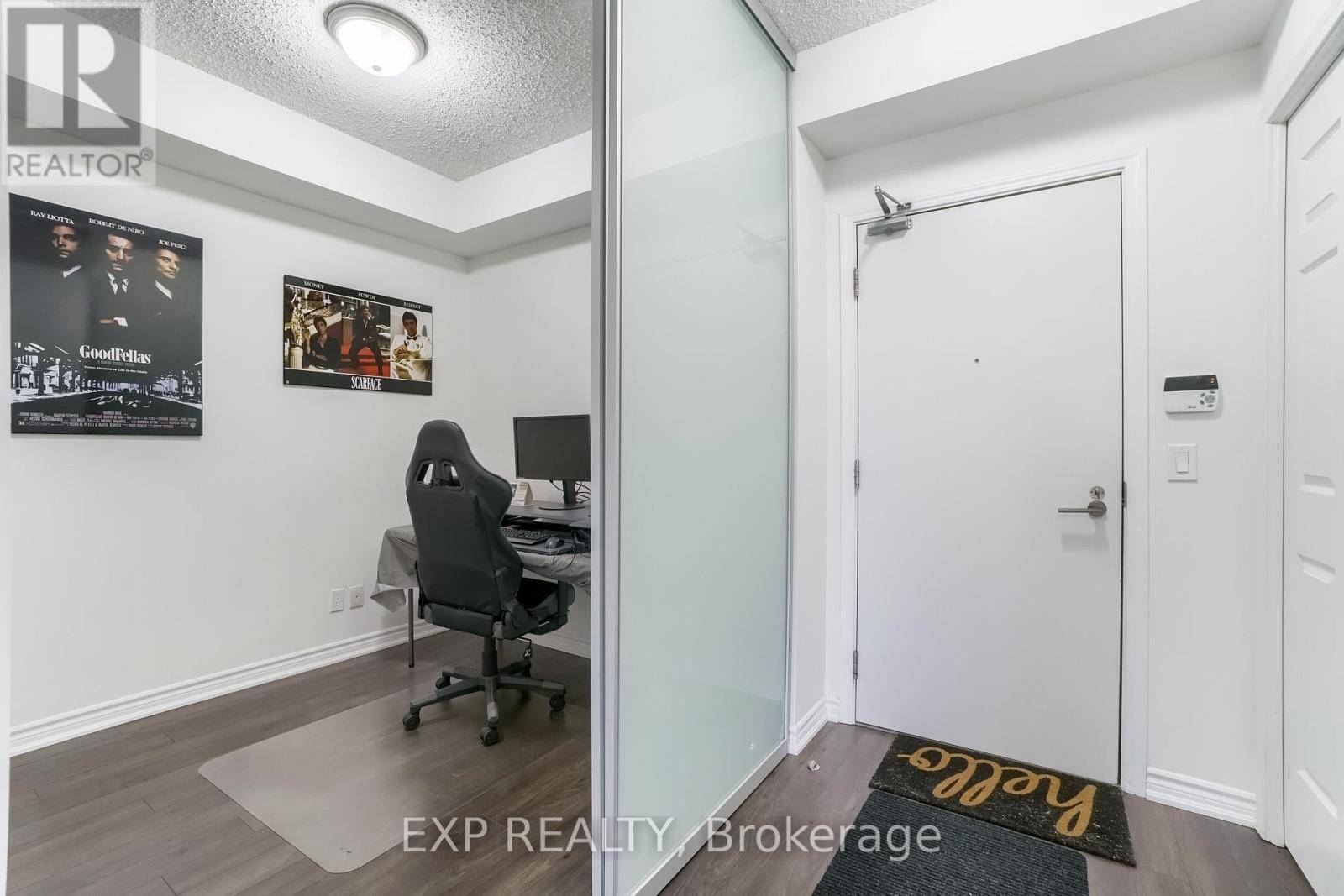 Toronto (downsview-roding-cfb), ON M3M0B3,15 James Finlay WAY #708