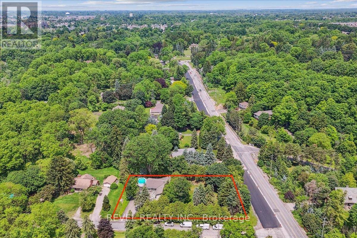 Burlington (grindstone), ON L7R3X5,15 IRESON ROAD