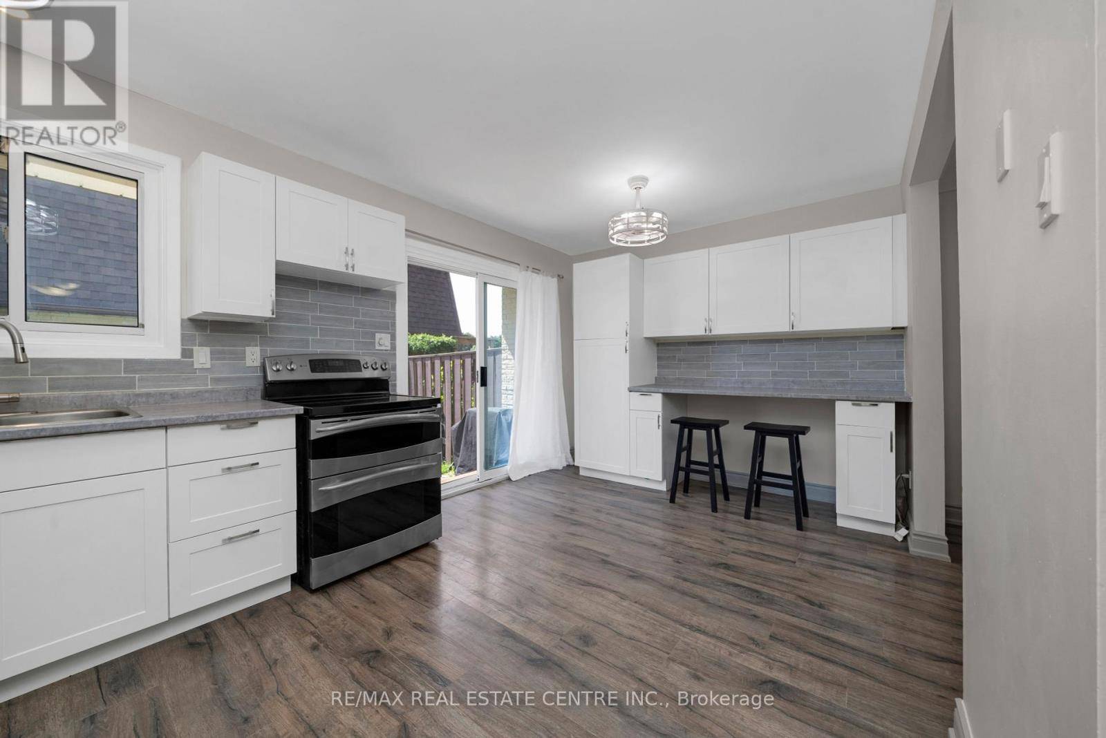 Halton Hills (georgetown), ON L7G4K3,20 Mountainview RD South #25