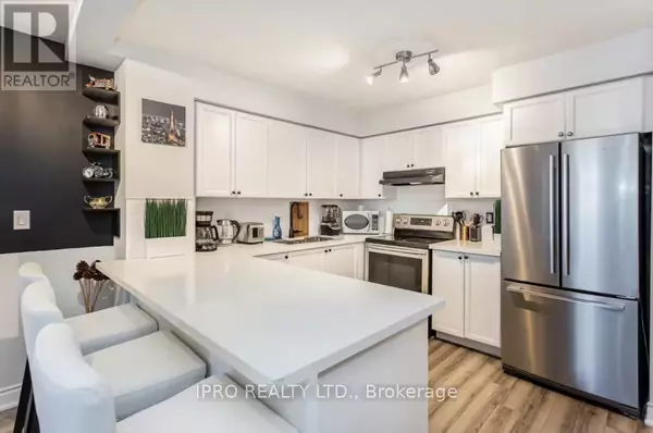 Mississauga (city Centre), ON L5B4P5,3888 DUKE OF YORK BLVD #933