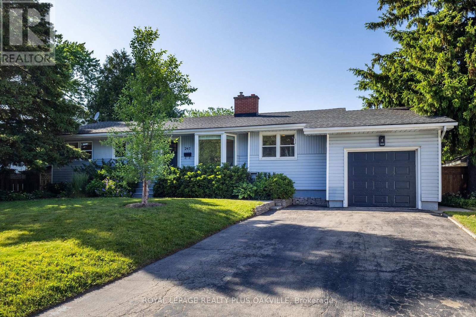 247 ELMHURST CRESCENT, Burlington (shoreacres), ON L7L2A5