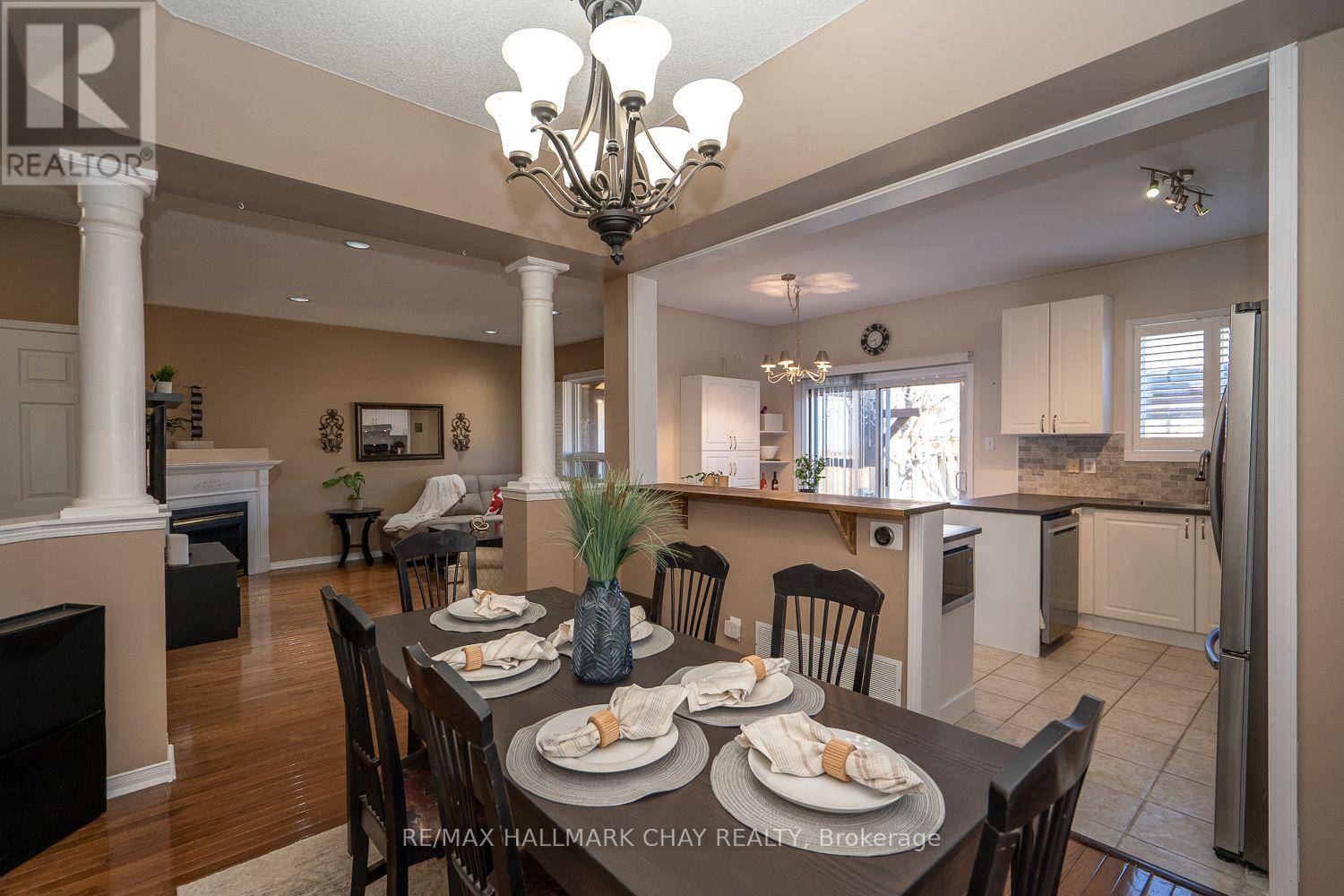 Brampton (snelgrove), ON L7A1L3,24 BUSHBERRY ROAD