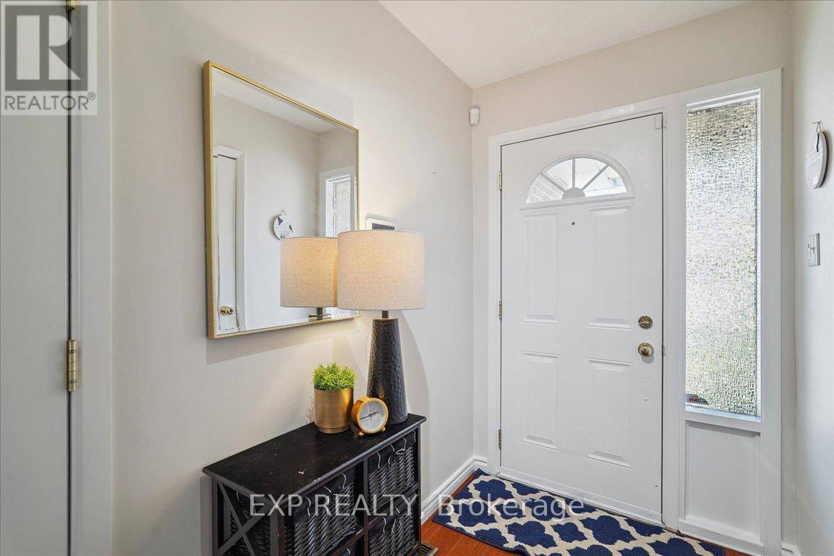Brampton (brampton North), ON L6V3H9,226 Baronwood CT #226