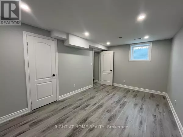 Brampton (fletcher's Meadow), ON L7A2R2,22 Amboise CRES #Basement