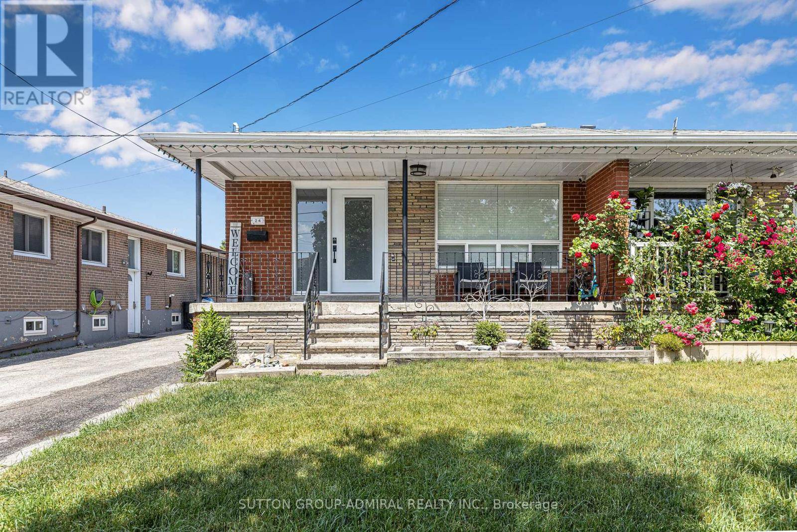 24 HUCKNALL ROAD, Toronto (york University Heights), ON M3J1V8
