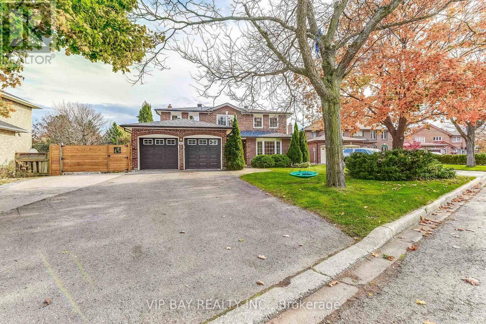 40 DAWNRIDGE TRAIL, Brampton (heart Lake West), ON L6Z2A1