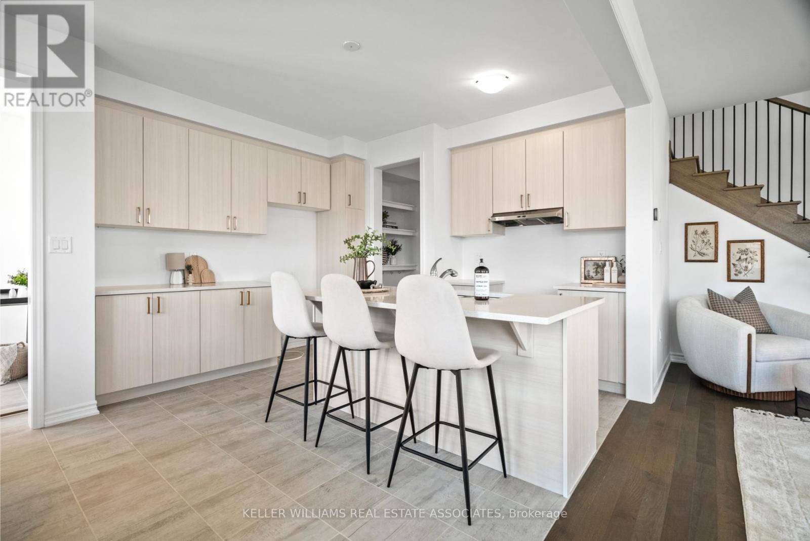 Caledon, ON L7C4N8,1 ASTER WOODS DRIVE