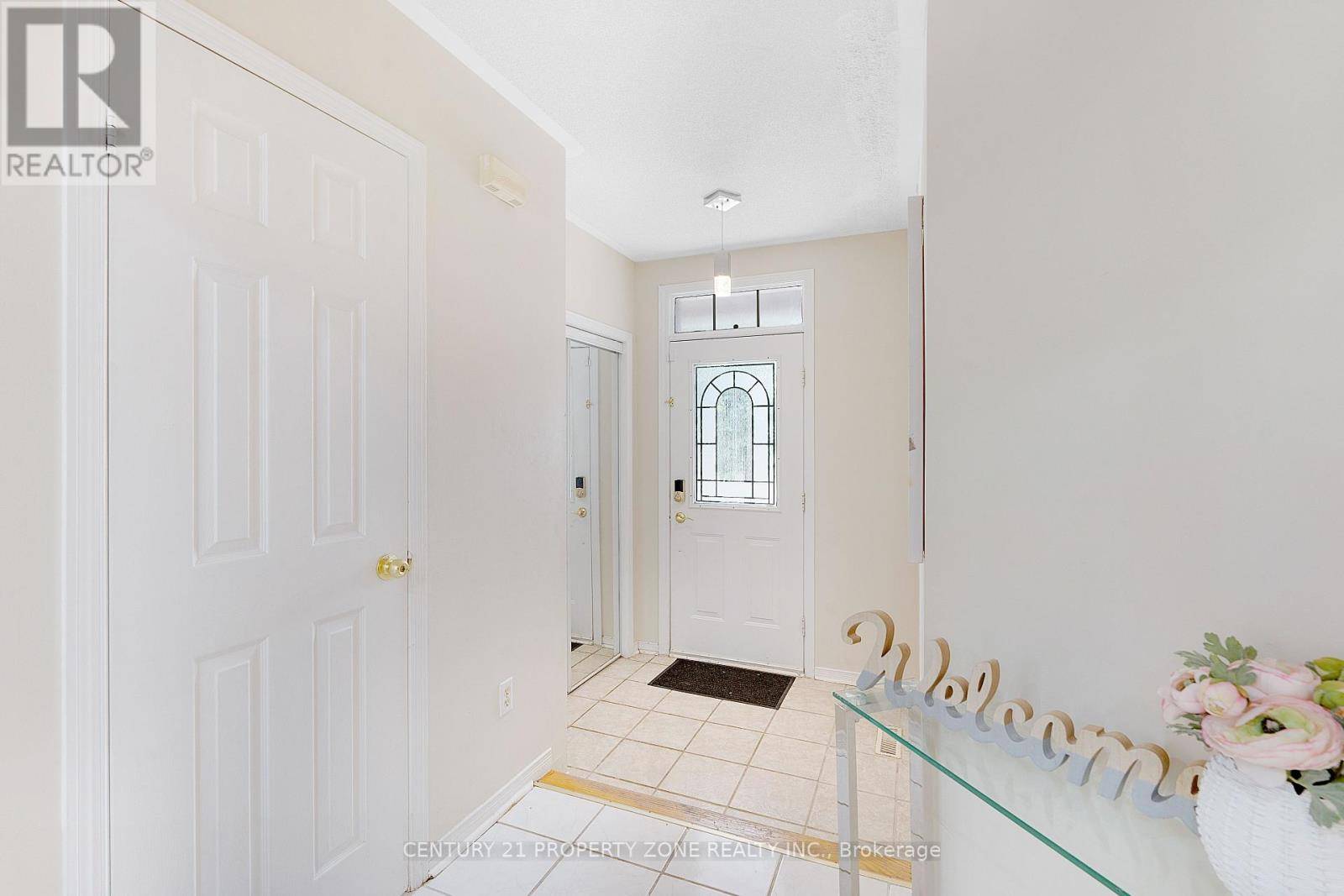 Mississauga (central Erin Mills), ON L5M5Z8,5469 PALMERSTONE CRESCENT