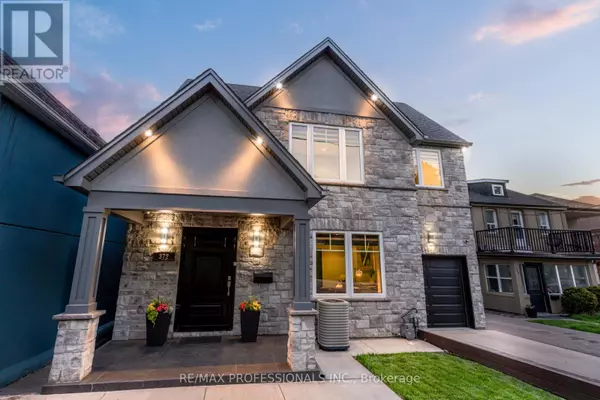 372 SILVERTHORN AVENUE, Toronto (keelesdale-eglinton West), ON M6M3G9