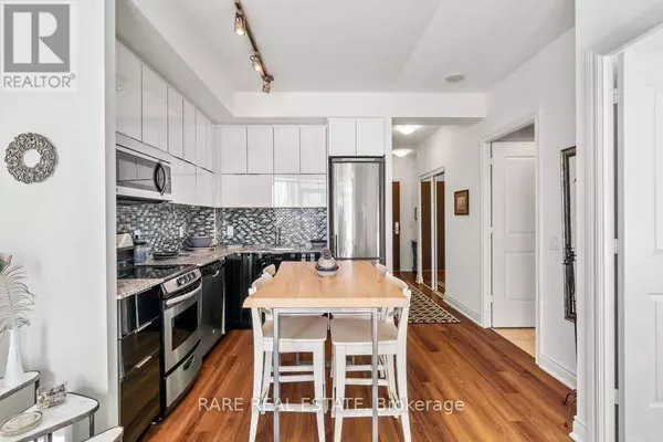Toronto (mimico), ON M8V0A3,80 Marine Parade DR #1907