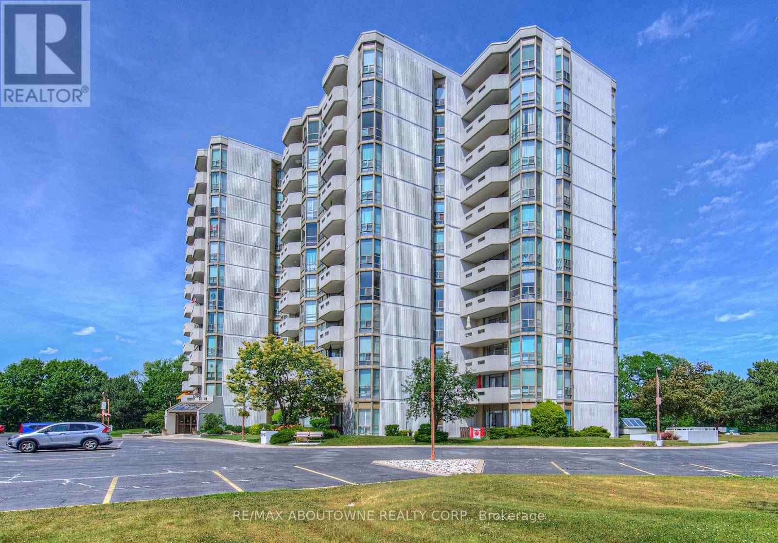 5090 Pinedale AVE #203, Burlington (appleby), ON L7L3V8
