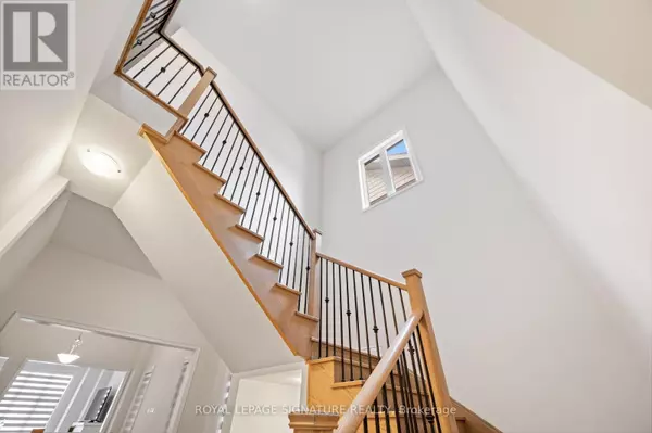 Oakville (go Glenorchy), ON L6H0Y8,3425 MOSLEY GATE E