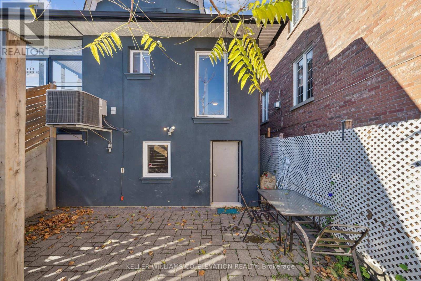 Toronto (humber Heights), ON M9P2T3,681 Scarlett RD #Basement